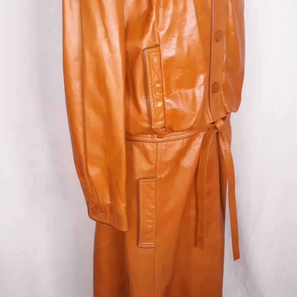 VINTAGE 1970s Women's Long Leather Tie Waist Dress Coat Tan Camel Sz. M - Picture 9 of 15